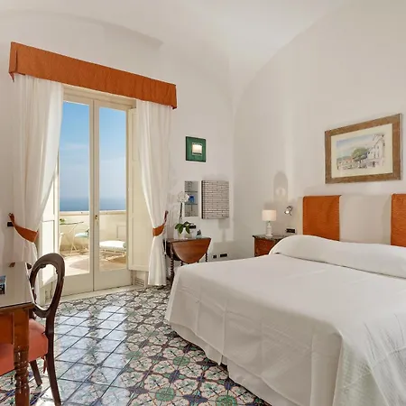 Santa Caterina Hotel