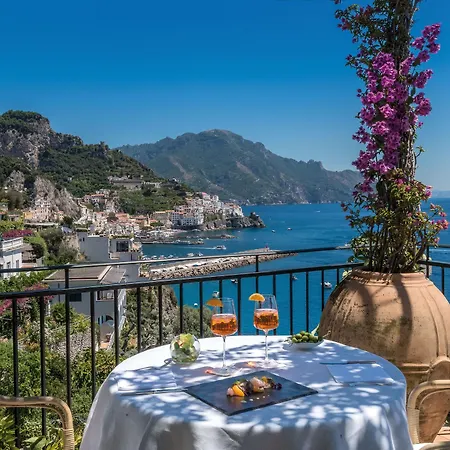 Hotel Santa Caterina 5*