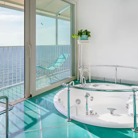 Hotel Santa Caterina 5*